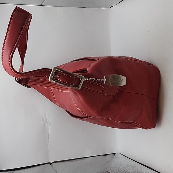 Tignanello Pebbled Leather Shoulder Bag Red NWOT - Picture 4 of 13